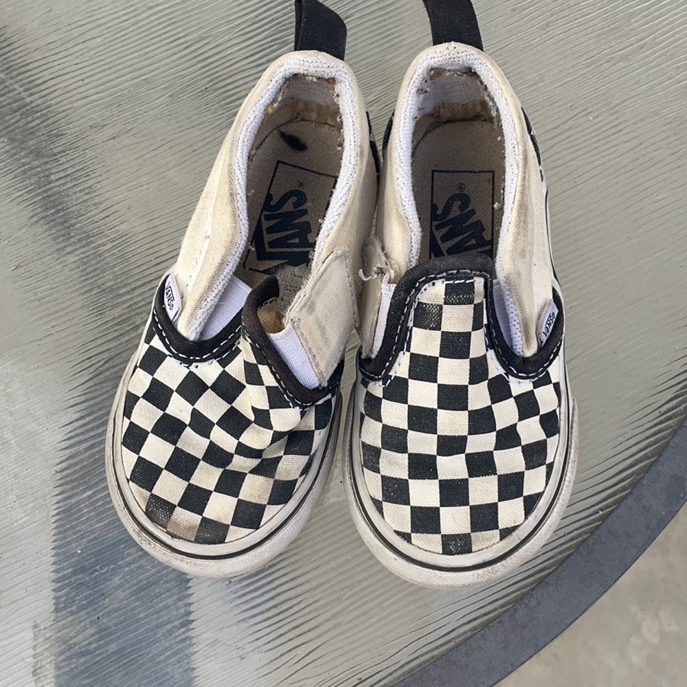 Size 6 toddler vans slip ons